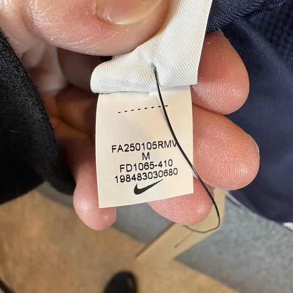 Nike Womens M Dri-FIT Indy High-Support Padded Adjustable Bra FD1065-410 - Picture 6 of 10